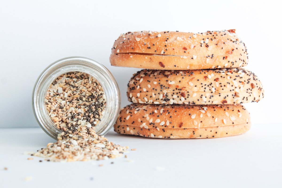 Poppy seed bagels